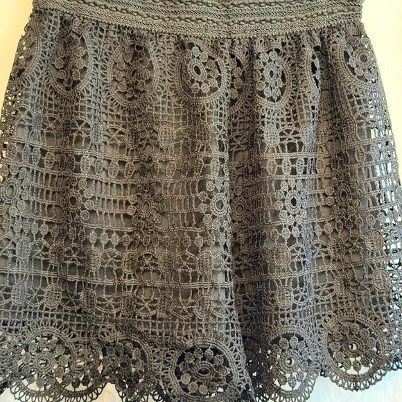 Zara Juniors Black Lace shorts Size L/XL‎ - Picture 2 of 6